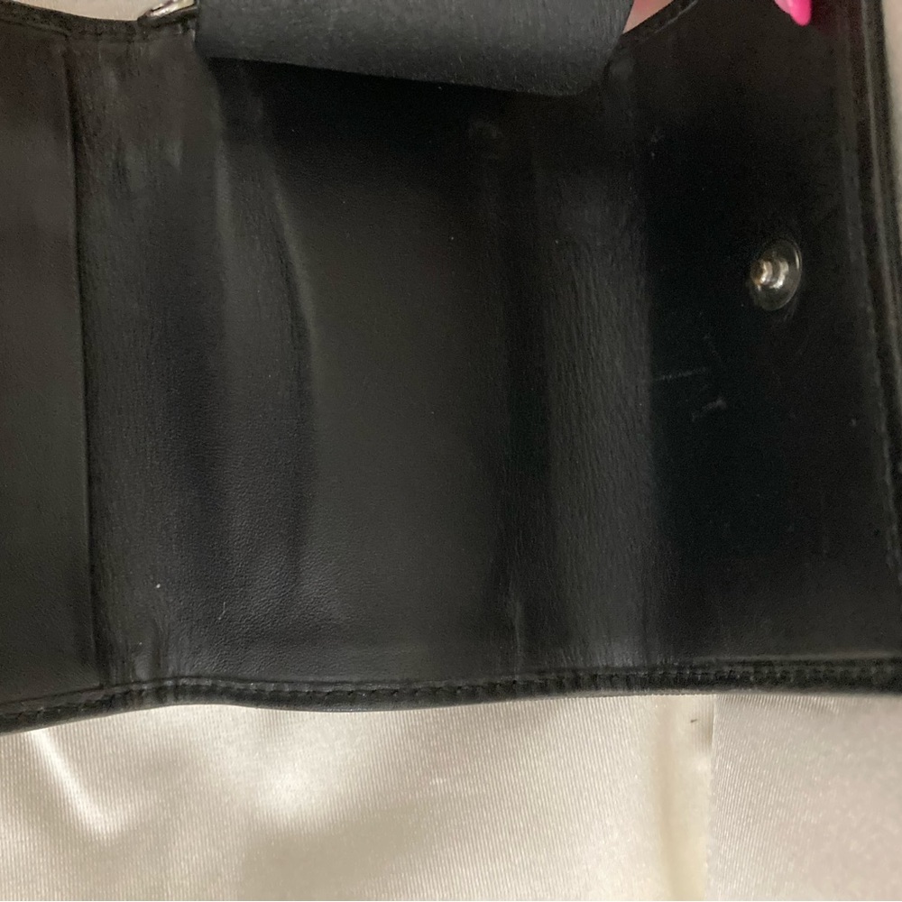 Gucci Canvas 6 Key Case. Authentic Euc, With Date… - image 6